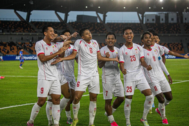 Myanmar vs Lào - Không thể mất điểm